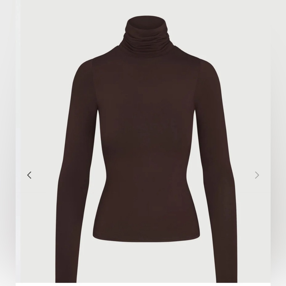 NW turtleneck top